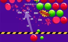Игра точный удар - копия игры Бабл Шутер, где цветные шарики медленно опускаются вниз